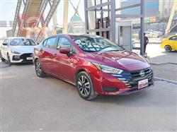 نيسان فيرسا